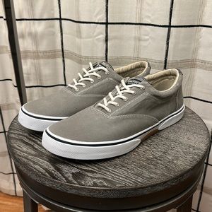 Mens Sperry shoes